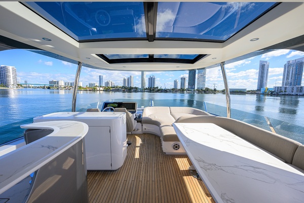 DT78 78ft Azimut Yacht For Sale