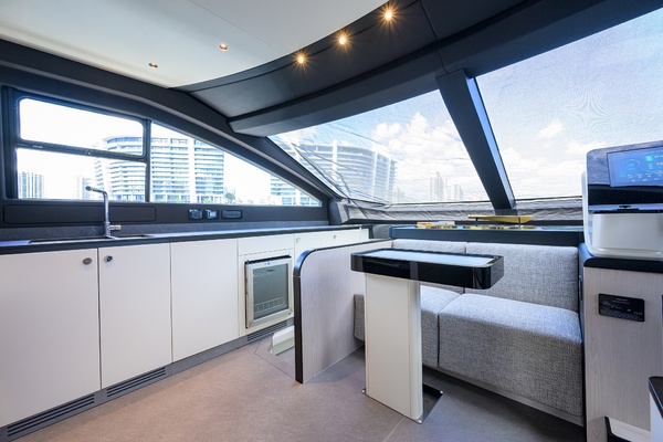 DT78 78ft Azimut Yacht For Sale