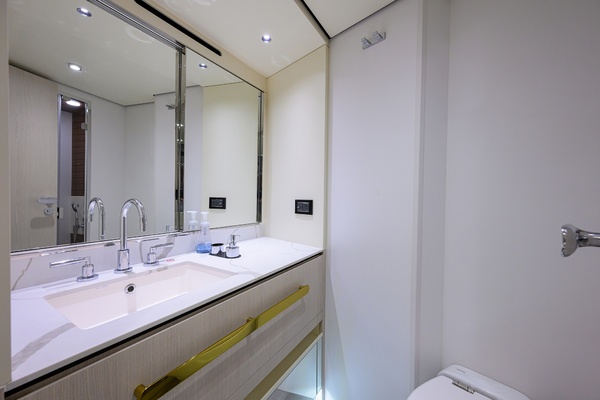 DT78 78ft Azimut Yacht For Sale