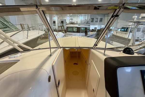 Suits ME 28ft Grady White Yacht For Sale