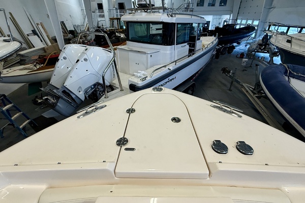 Suits ME 28ft Grady White Yacht For Sale