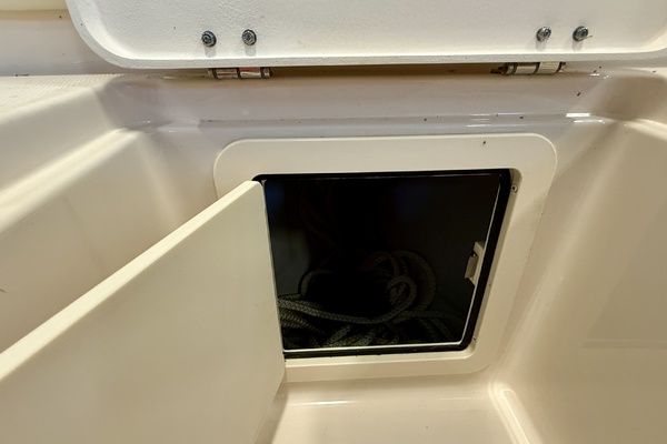 Suits ME 28ft Grady White Yacht For Sale