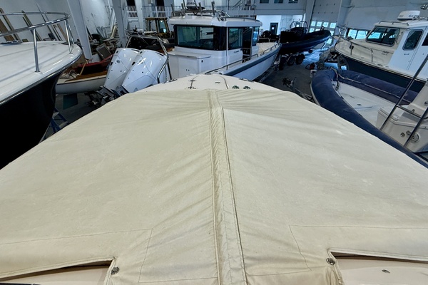 Suits ME 28ft Grady White Yacht For Sale