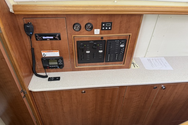 SIRENIA  35ft Gemini Yacht For Sale