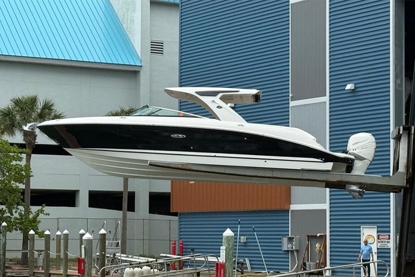 2023 Sea Ray 35