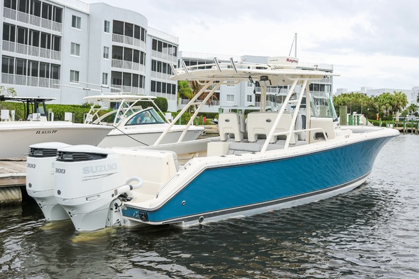 ANAM CARA 31ft Pursuit Yacht For Sale