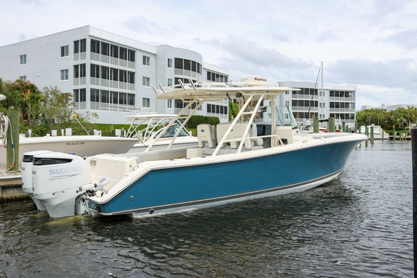 ANAM CARA 31ft Pursuit Yacht For Sale