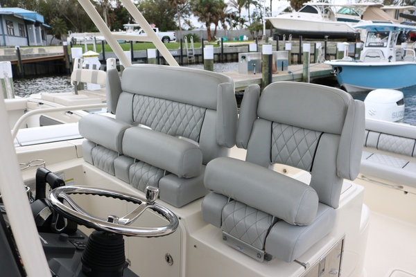 ANAM CARA 31ft Pursuit Yacht For Sale