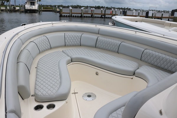 ANAM CARA 31ft Pursuit Yacht For Sale