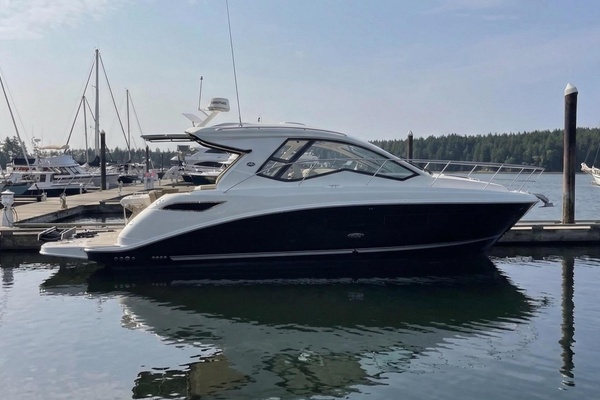 2019 Sea Ray 35