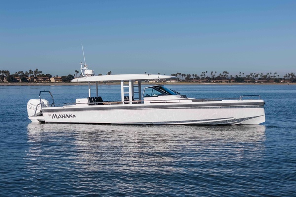 MINI MAHANA 37ft Axopar Yacht For Sale