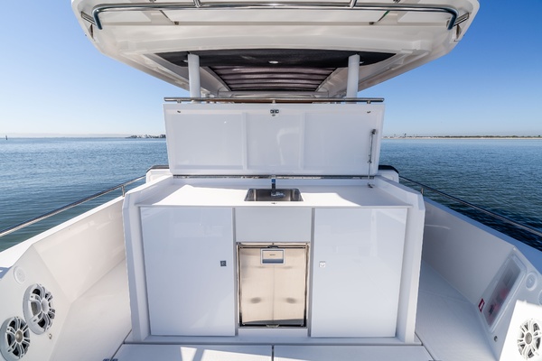 MINI MAHANA 37ft Axopar Yacht For Sale