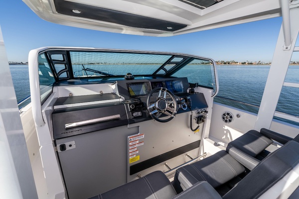 MINI MAHANA 37ft Axopar Yacht For Sale