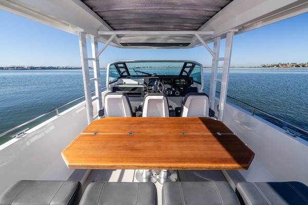 MINI MAHANA 37ft Axopar Yacht For Sale