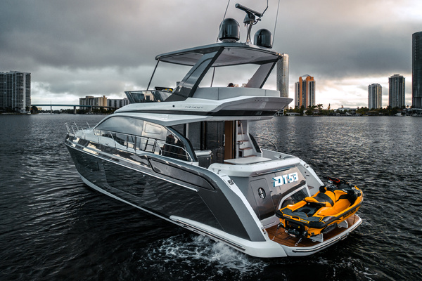 53ft Azimut Yacht For Sale