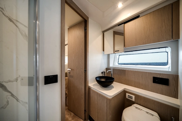 2023 Azimut 53