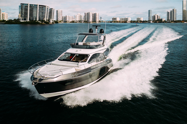 53ft Azimut Yacht For Sale