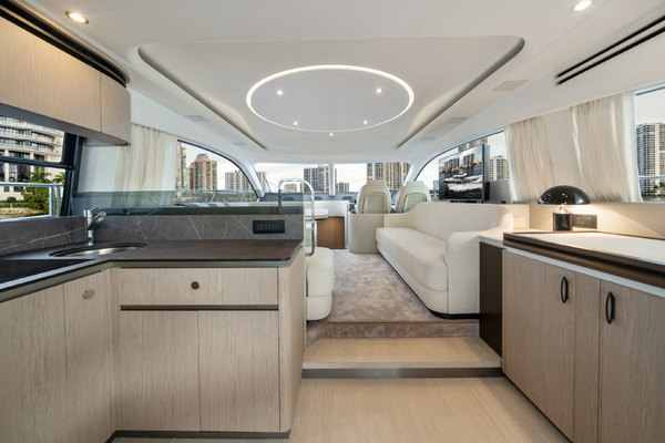 2023 Azimut 53