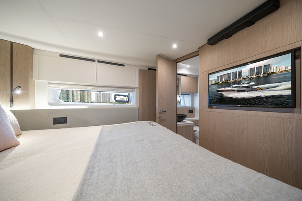 53ft Azimut Yacht For Sale