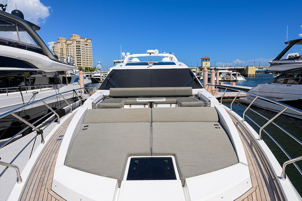 2019 Azimut 70