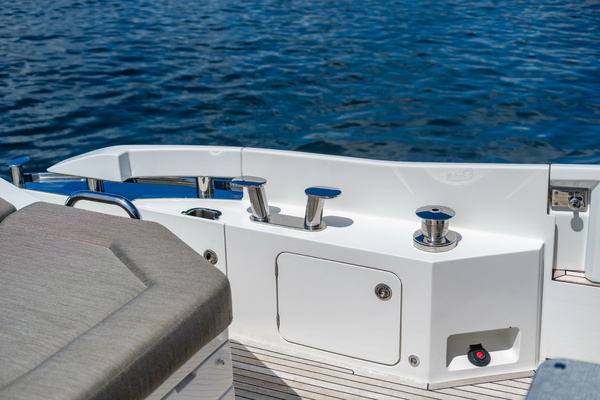 70ft Azimut Yacht For Sale