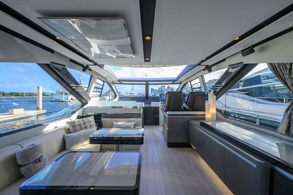 2019 Azimut 70