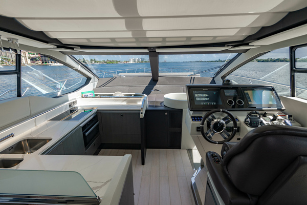 70ft Azimut Yacht For Sale