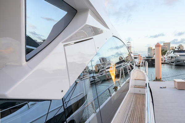 70ft Azimut Yacht For Sale