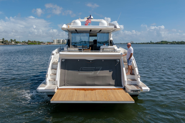 2019 Azimut 70