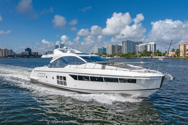 70FT (21.34M) AZIMUT