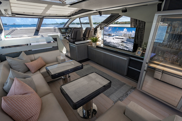 2019 Azimut 70