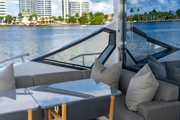 70ft Azimut Yacht For Sale
