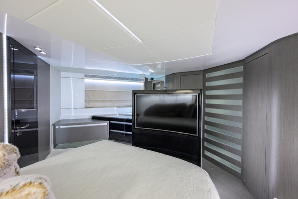 70ft Azimut Yacht For Sale