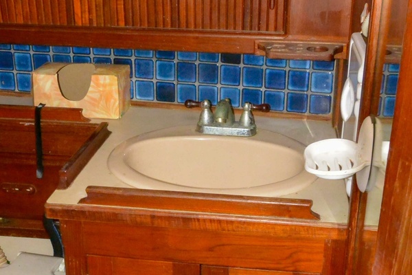 Head sink 