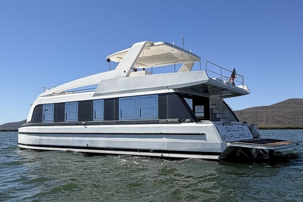 Overblue 54 Yacht For Sale
