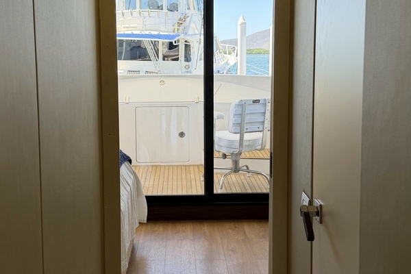 Overblue 54 Yacht For Sale