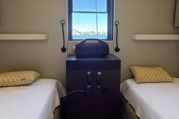 Guest Stateroom Twin