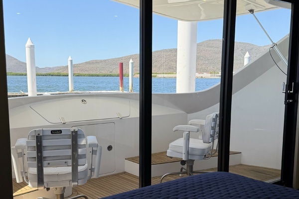 Photo of the 2018 Overblue 54 "Salute In Pluribus"