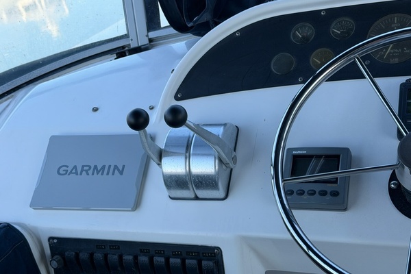 Never Satisfied 47ft Bayliner Yacht For Sale