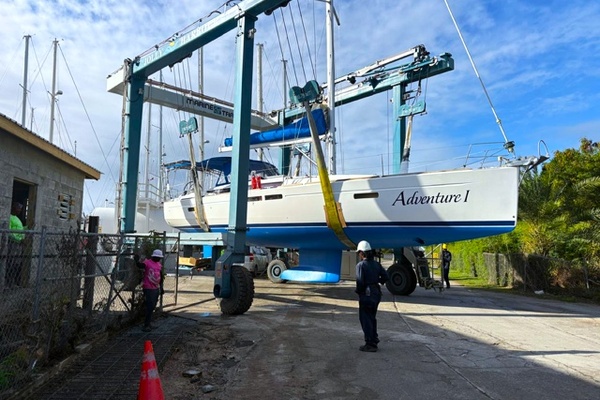 Adventure 1 47ft Jeanneau Yacht For Sale