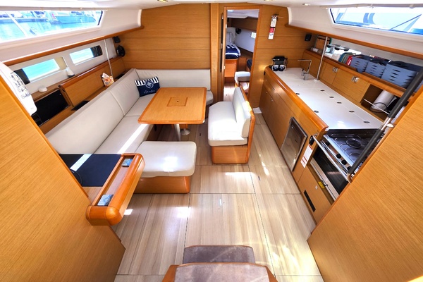 Adventure 1 47ft Jeanneau Yacht For Sale