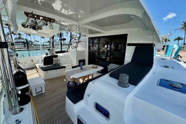 Photo of the 2017 Lagoon 42 OV "Island Hopp'r"