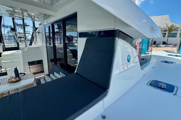 Photo of the 2017 Lagoon 42 OV "Island Hopp'r"