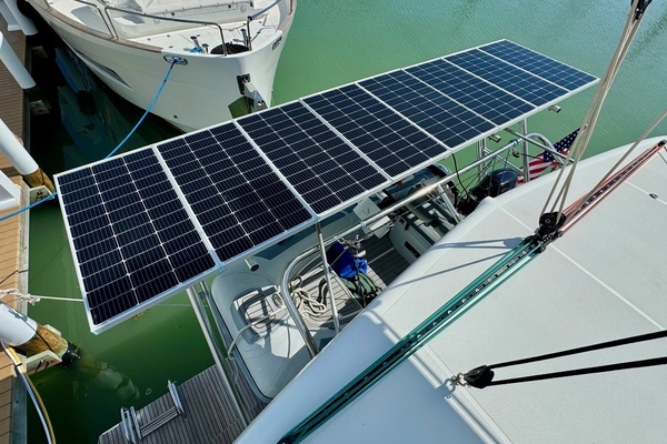 Lagoon 42 OV Yacht For Sale