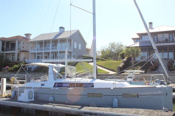 Photo of the 2016 Beneteau 35 Oceanis "Avery J"