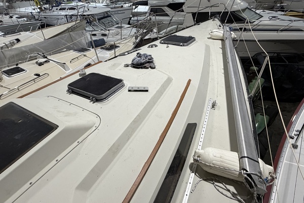 Michigan J 35ft C amp C Yacht For Sale