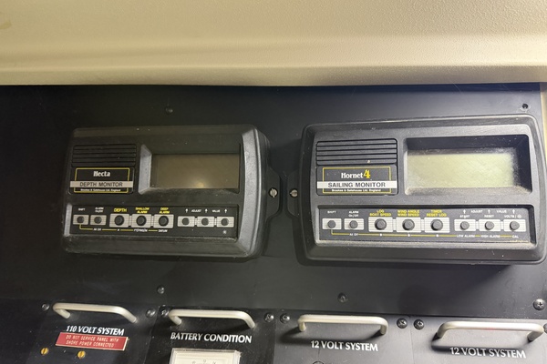 Michigan J 35ft C amp C Yacht For Sale