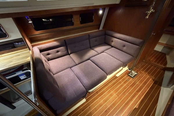 Michigan J 35ft C amp C Yacht For Sale