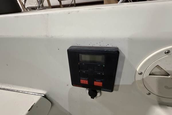 Michigan J 35ft C amp C Yacht For Sale