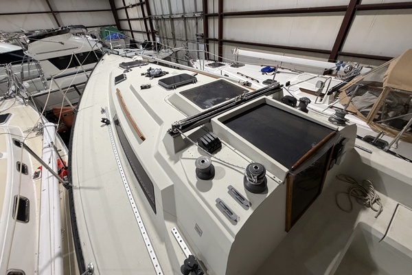 Michigan J 35ft C amp C Yacht For Sale